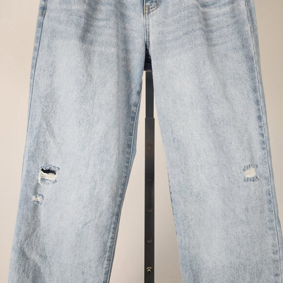 Rewash Mid Rise Light Wash Distressed Straight Leg Denim Jeans Size 3 - Picture 3 of 8